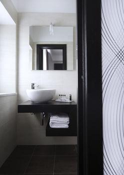 Ig-suites 3*